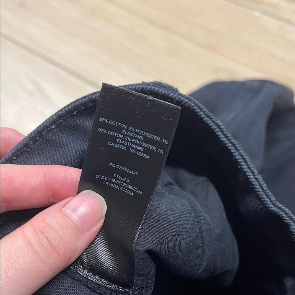 Aritzia Wilfred Free Modern Cargo Pant - Dark washed black - Picture 7 of 8